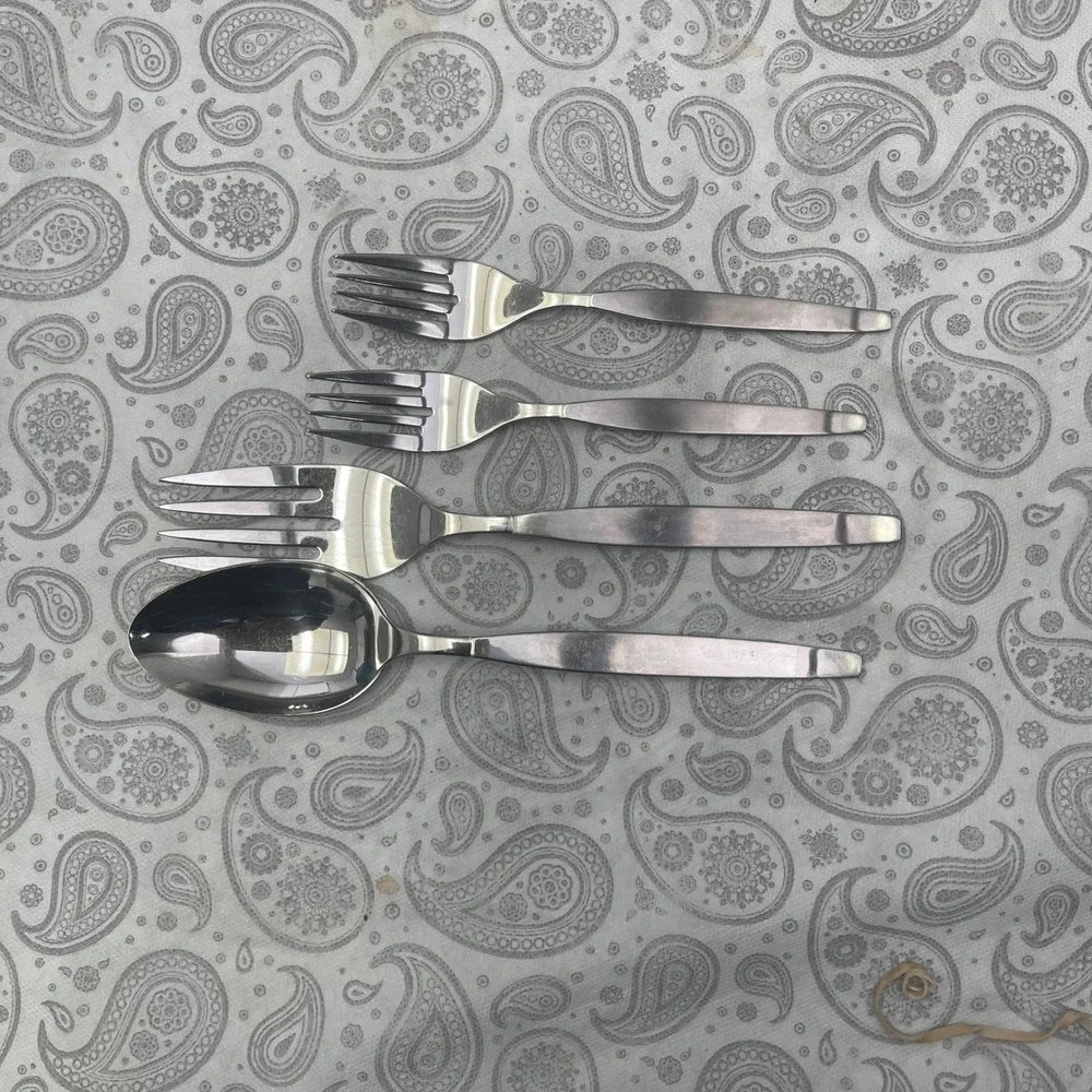 Lot 4 Oneida Stainless Flatware Forks & Serving Spoon USA Canada